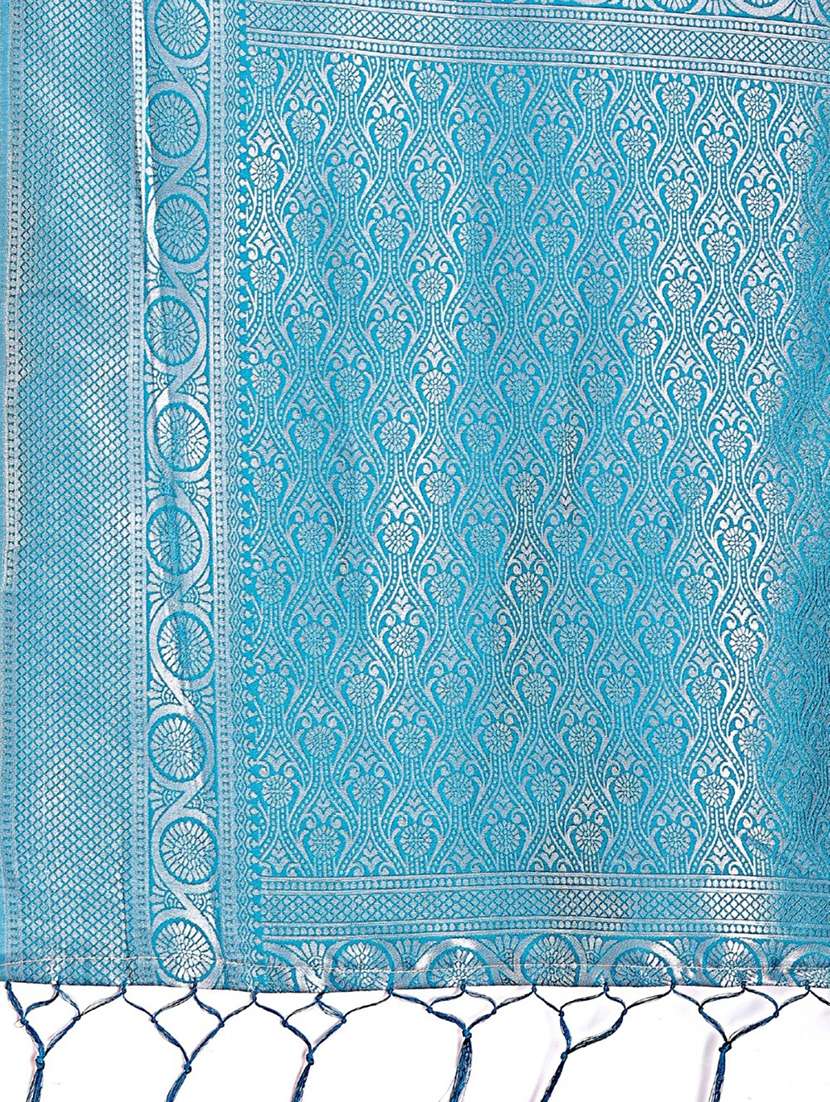 women self design bordered saree with blouse - 21969920 -  Standard Image - 4