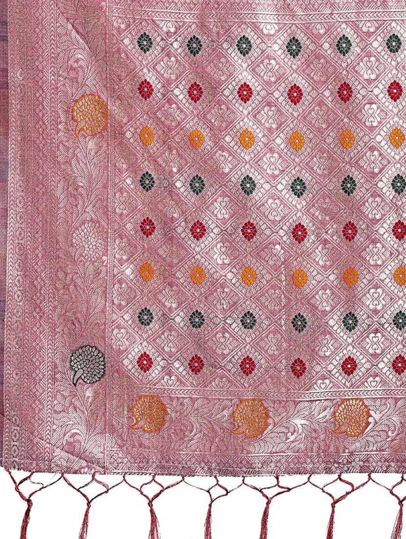 women self design bordered saree with blouse - 21969925 - Standard Image - 4