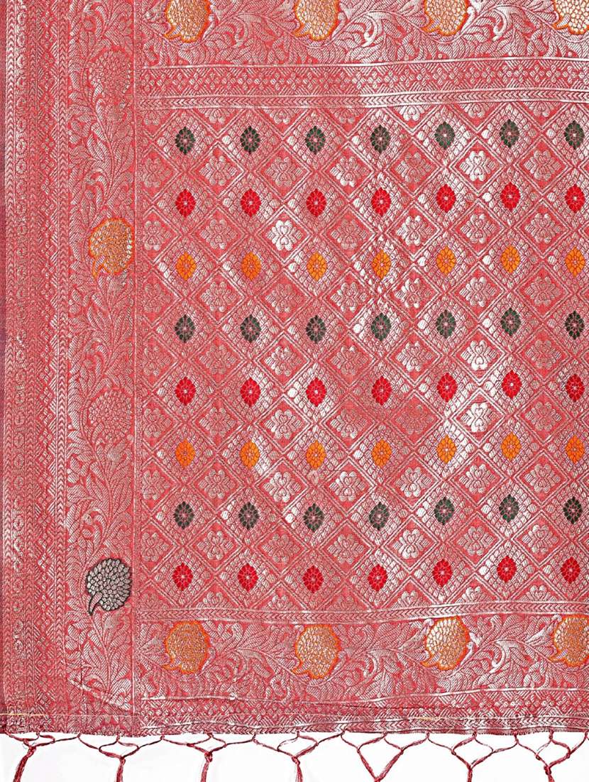 women self design bordered saree with blouse - 21969927 -  Standard Image - 4