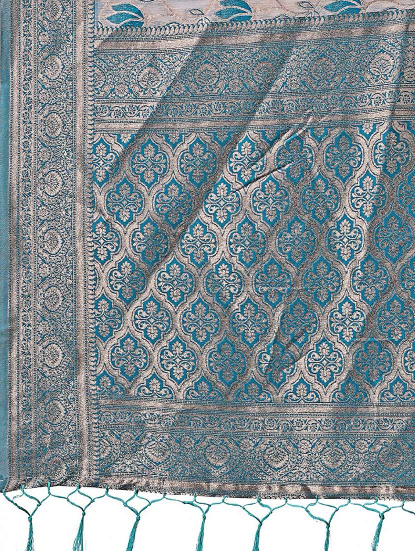 women self design bordered saree with blouse - 21969946 - Standard Image - 4