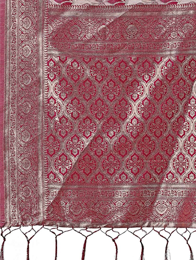 women self design bordered saree with blouse - 21969950 -  Standard Image - 4