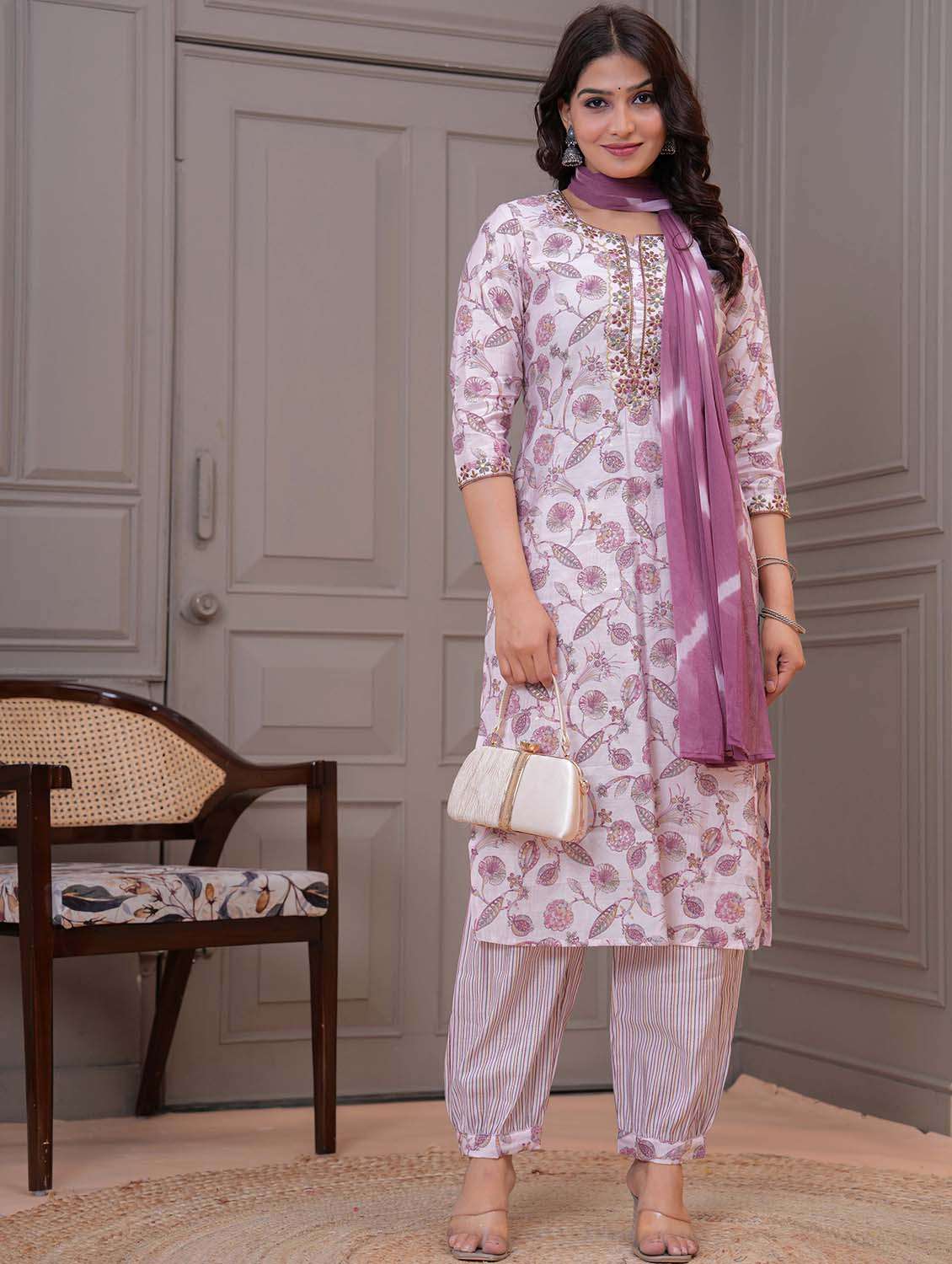 women three quarter sleeve kurta salwar with dupatta set