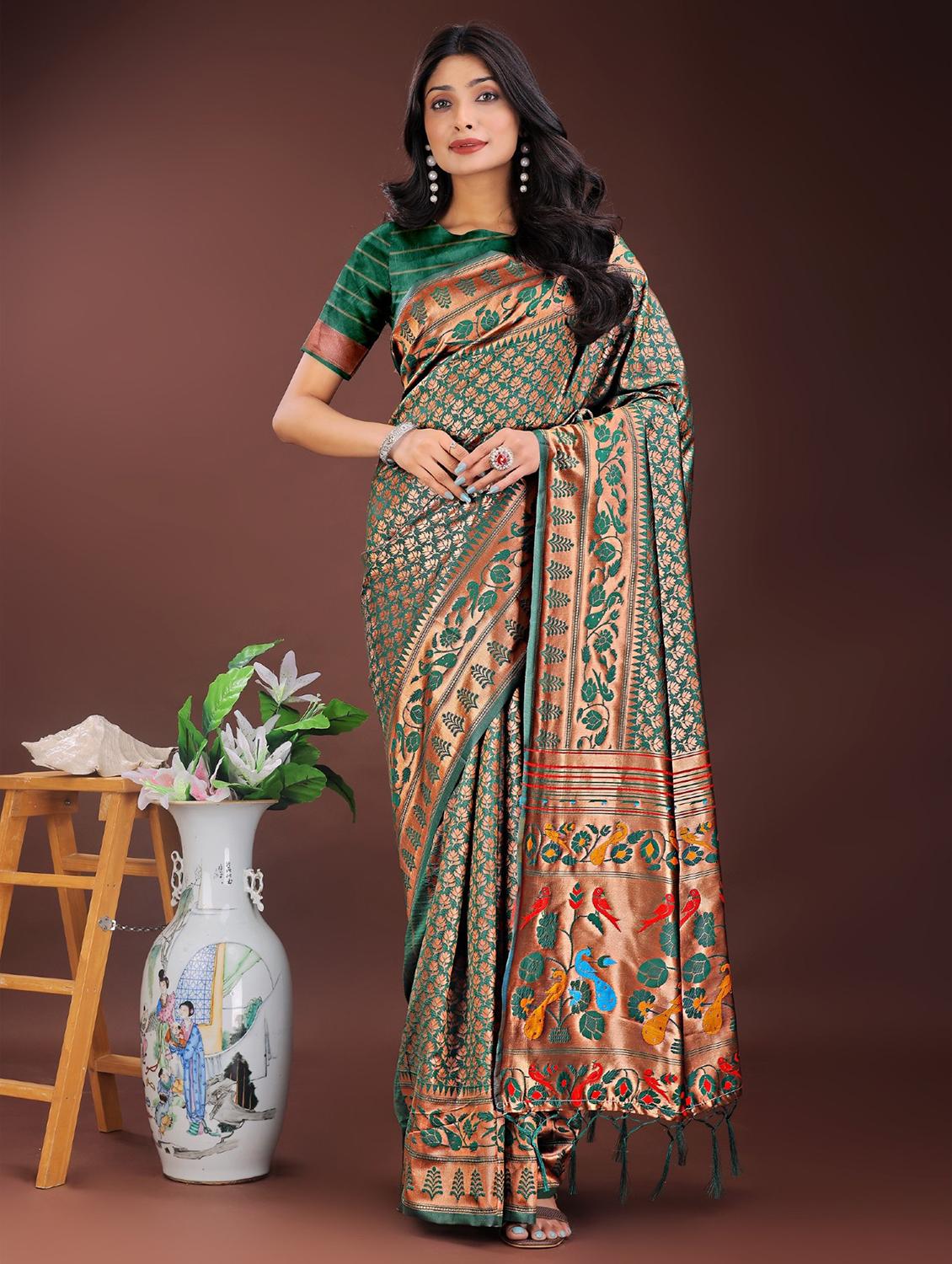 women self design paithani saree with blouse - 21969991 - Zoom Image - 0