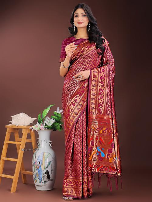 women self design paithani saree with blouse - 21969992 - Standard Image - 0