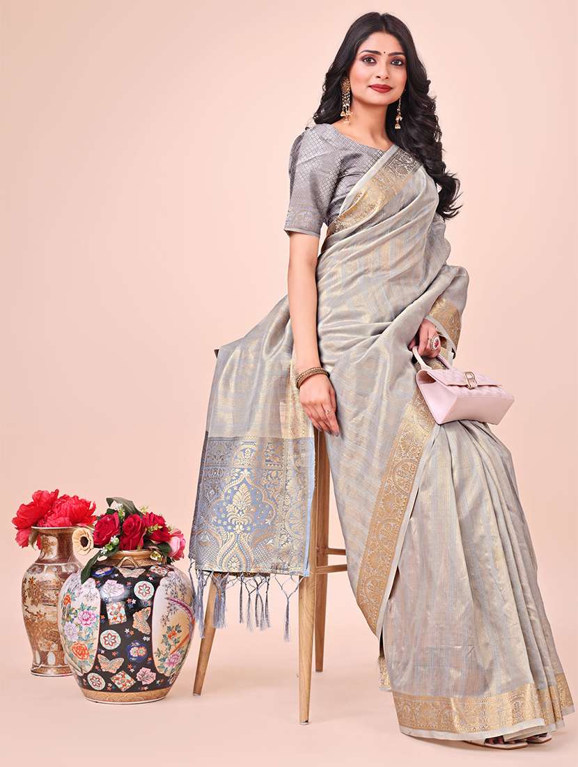 women striped bordered saree with blouse - 21969997 -  Standard Image - 1