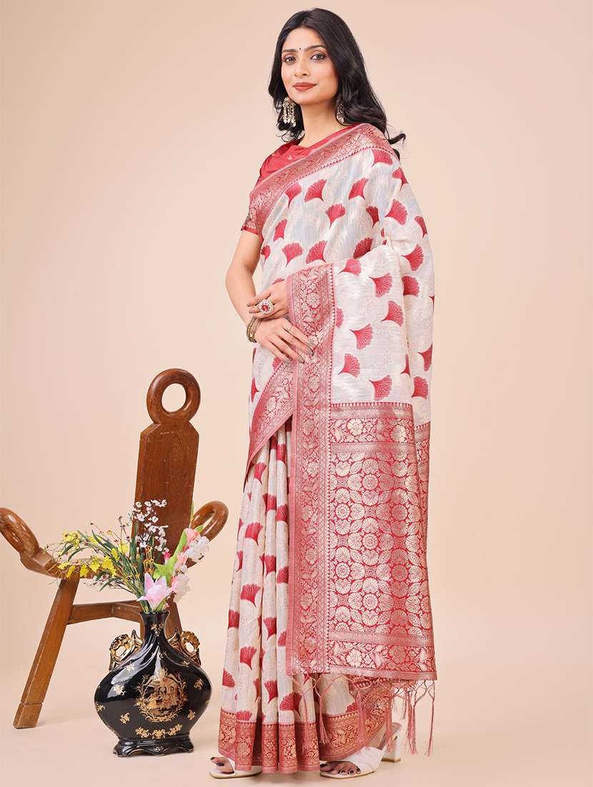 women self design bordered saree with blouse - 21970019 - Standard Image - 1