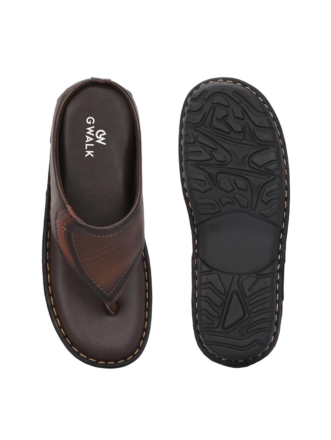 men solid toe separator sandal - 21970422 - Standard Image - 6