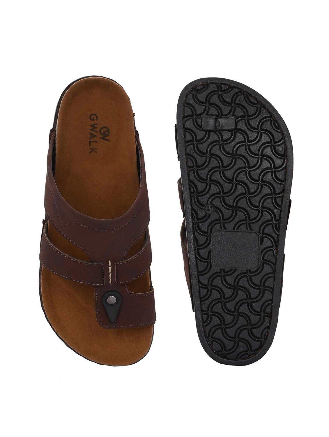 men solid toe separator sandal - 21970428 - Standard Image - 4