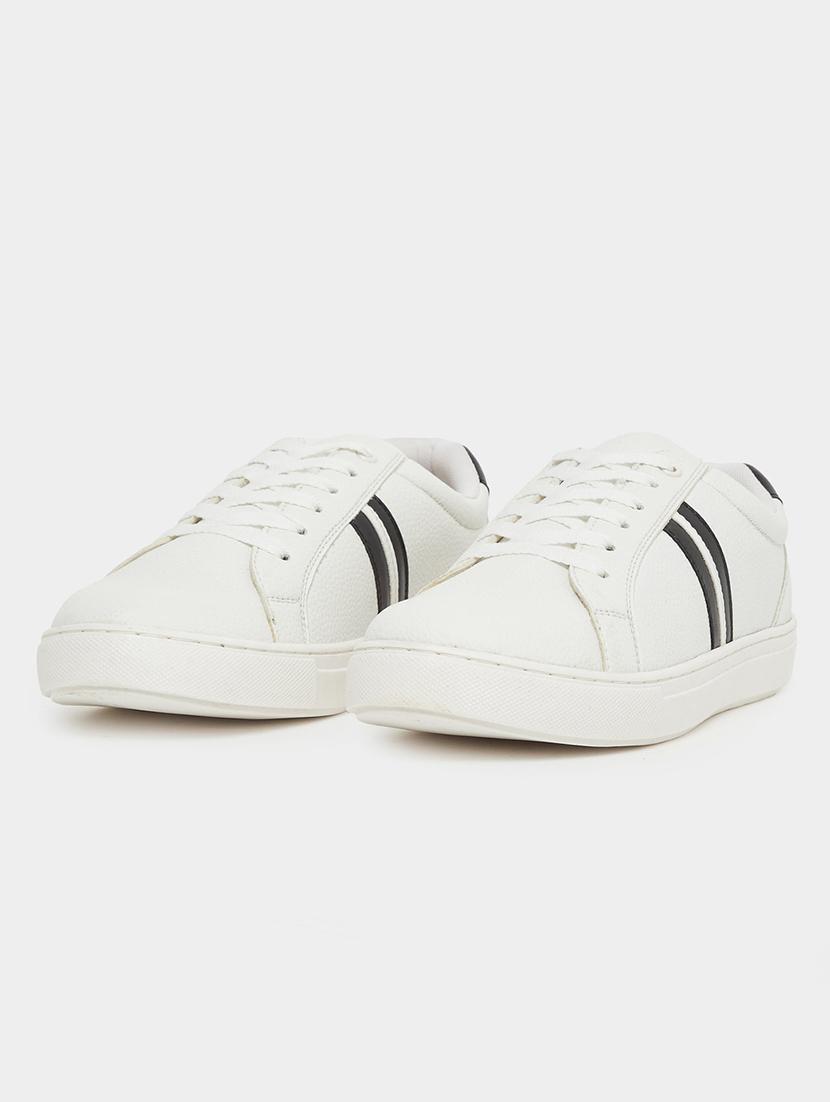 men white lace up sneaker - 21970910 -  Zoom Image - 0