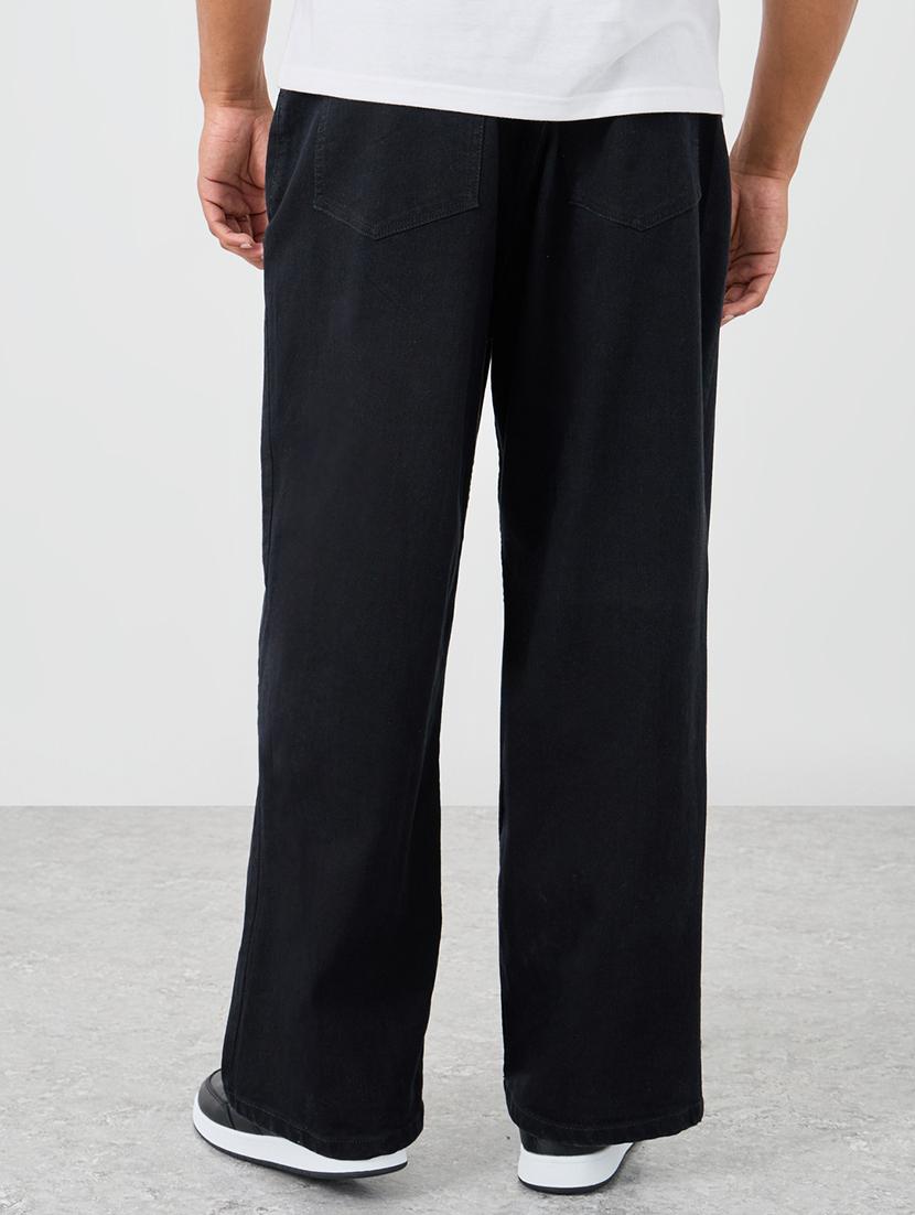 men solid mid rise straight fit jeans - 21970943 -  Standard Image - 1