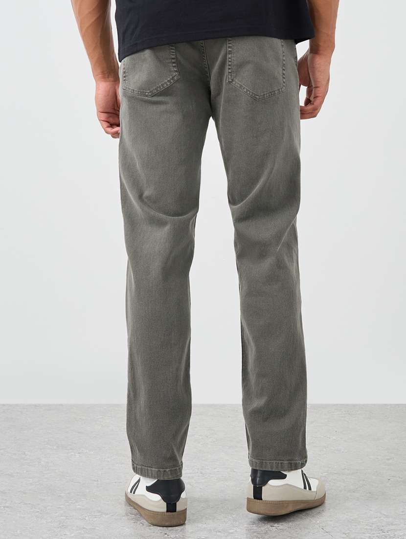 men solid mid rise straight fit jeans - 21970950 -  Standard Image - 1