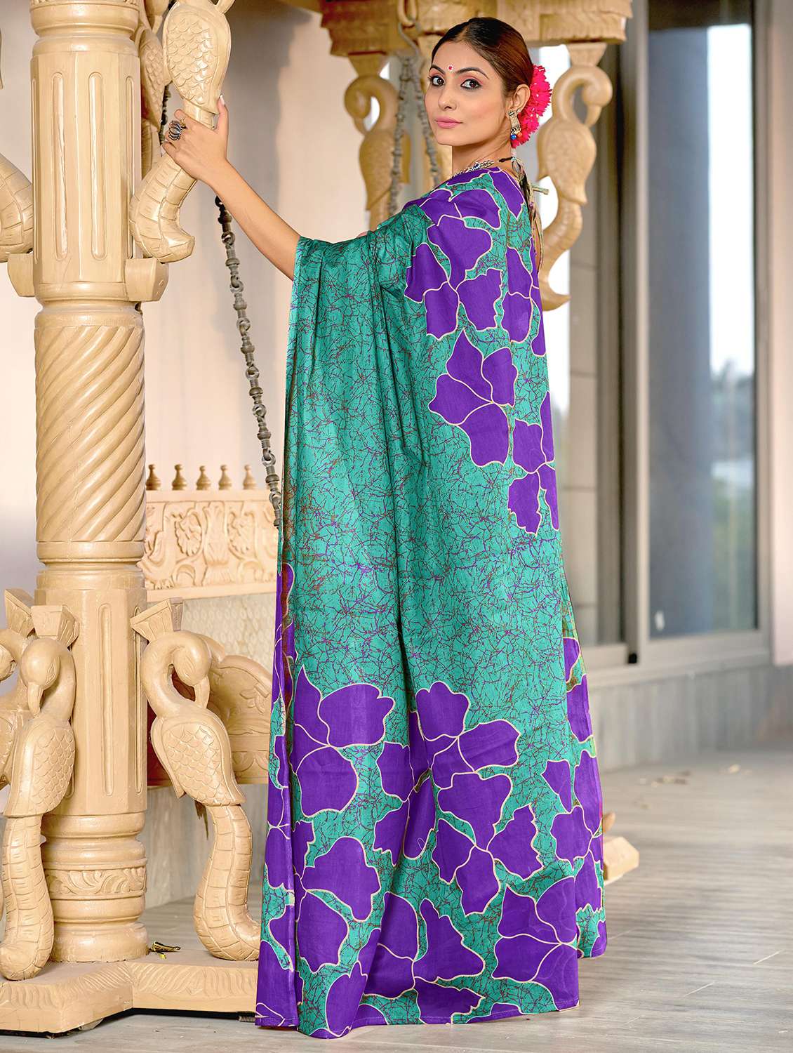 women printed casual wear saree with blouse - 21970968 -  Standard Image - 1