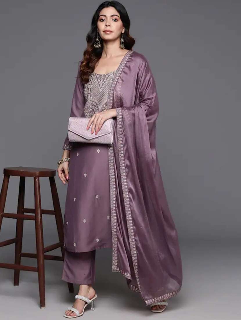 women solid with work long sleeve kurta pant with dupatta set