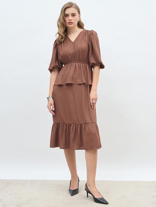 women solid puff sleeve tiered dress - 21971140 - Standard Image - 0