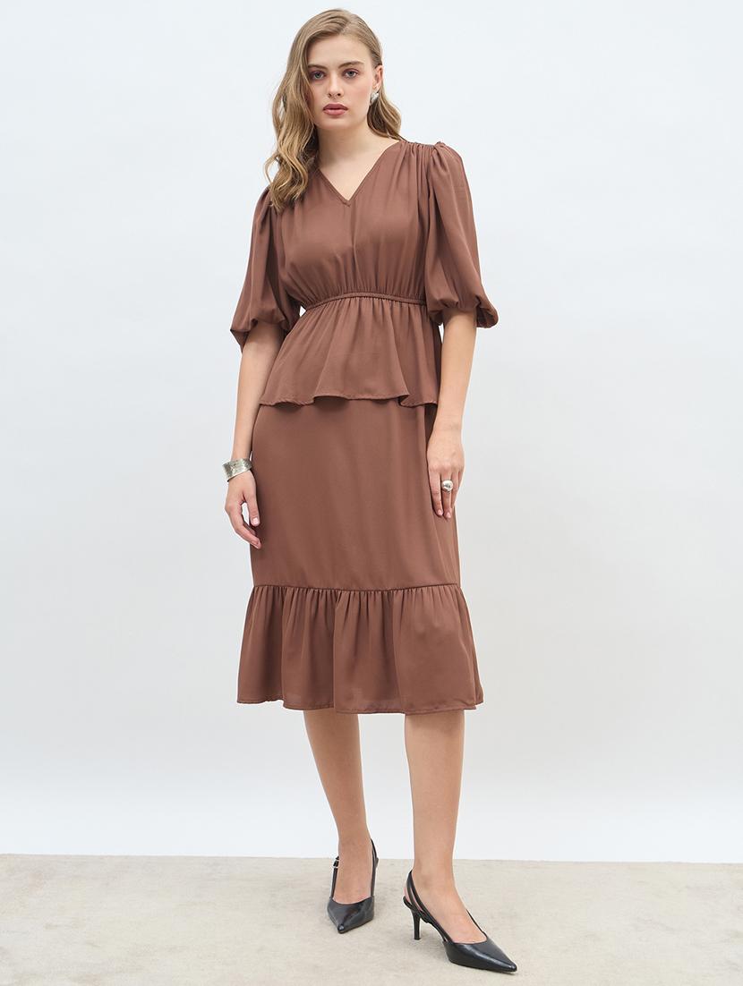 women solid puff sleeve tiered dress - 21971140 - Zoom Image - 0