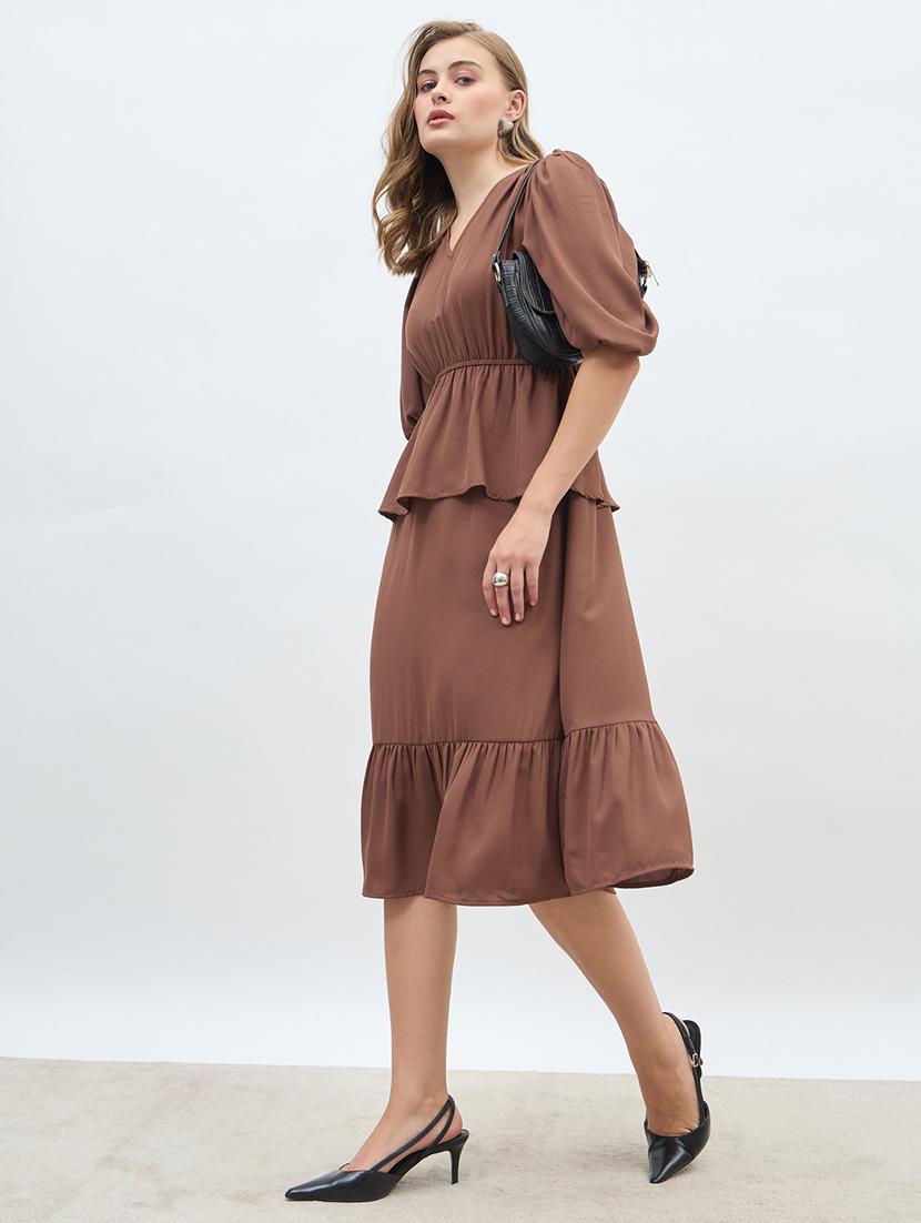 women solid puff sleeve tiered dress - 21971140 - Standard Image - 1