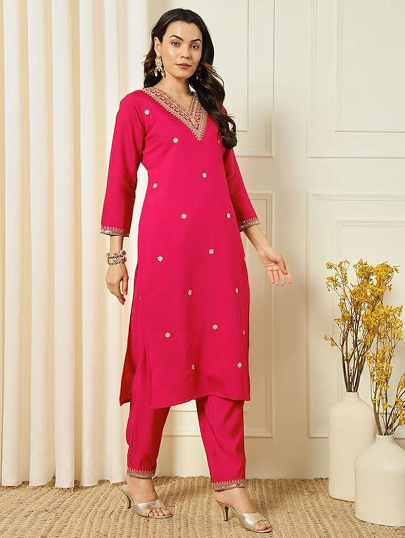 women three quarter sleeve kurta pant with dupatta set - 21971164 - Standard Image - 1
