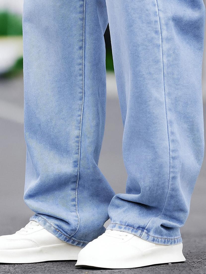blue denim jeans - 21971212 - Standard Image - 4