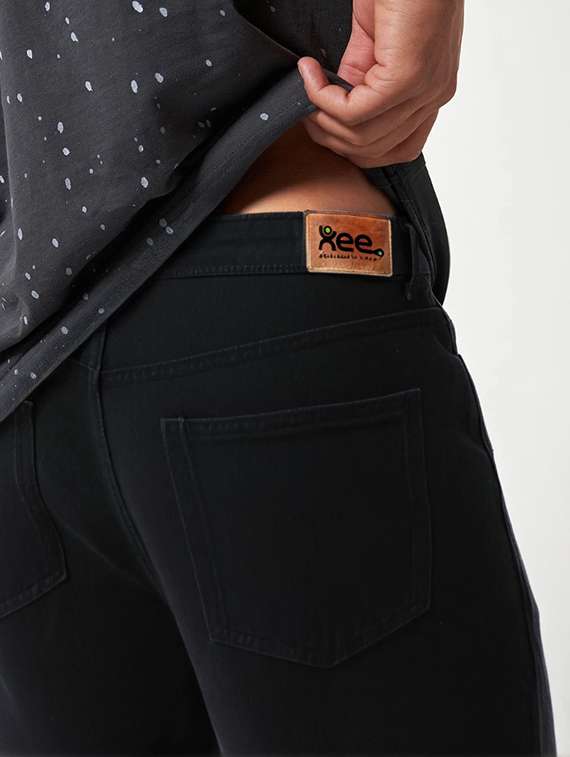 men plain mid rise full length baggy jeans - 21971243 -  Standard Image - 4