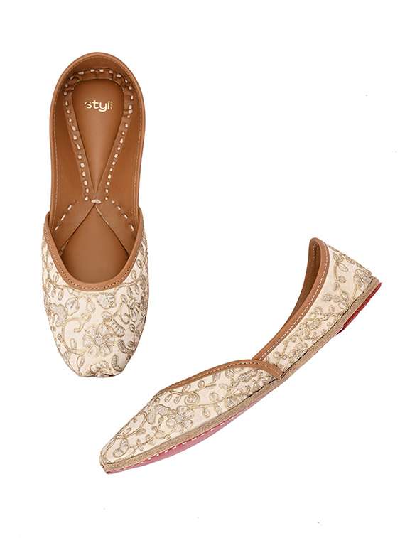 women cream embroidered slip on juti - 21971308 -  Standard Image - 4