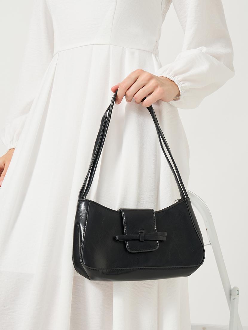 women black pu textured handbag - 21971428 - Standard Image - 1