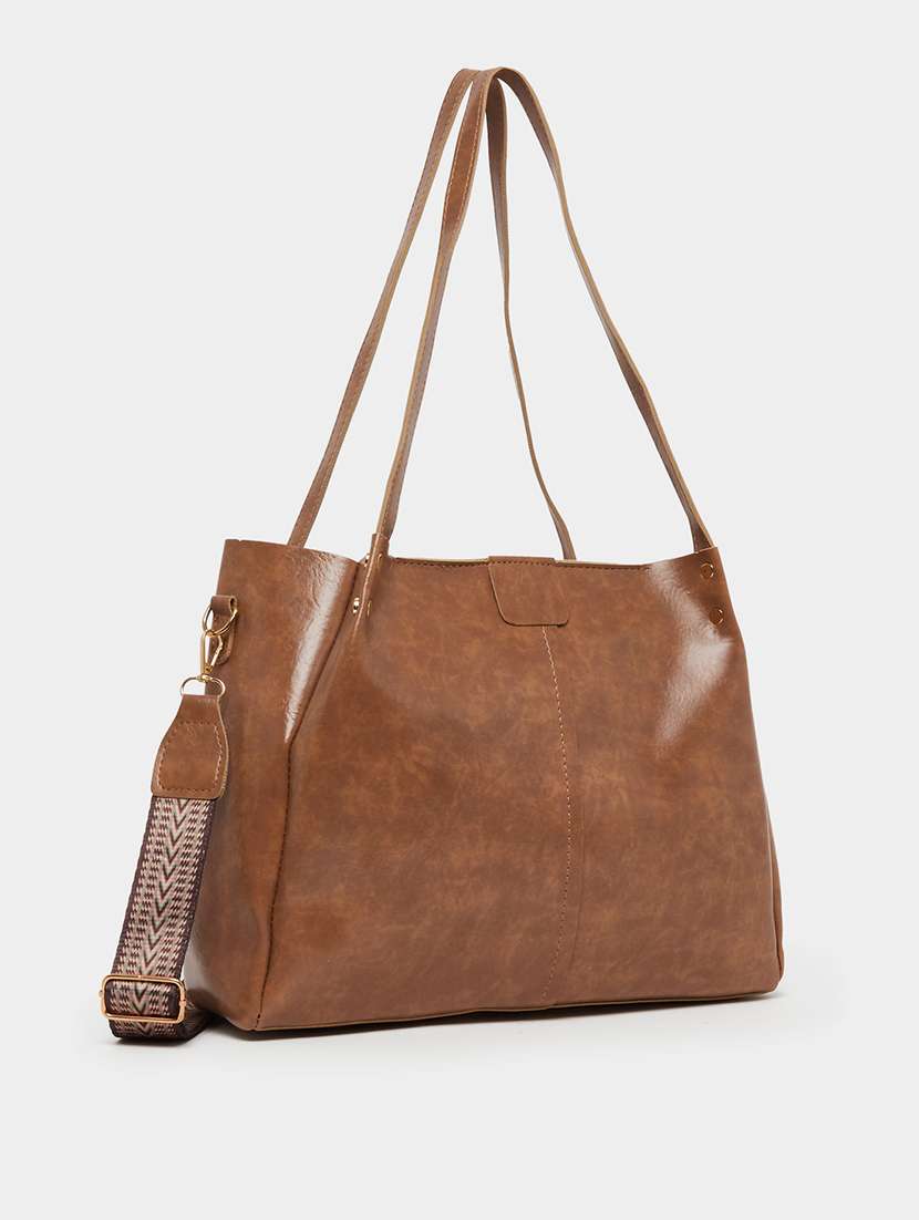 brown solid strap detail shoulder bag