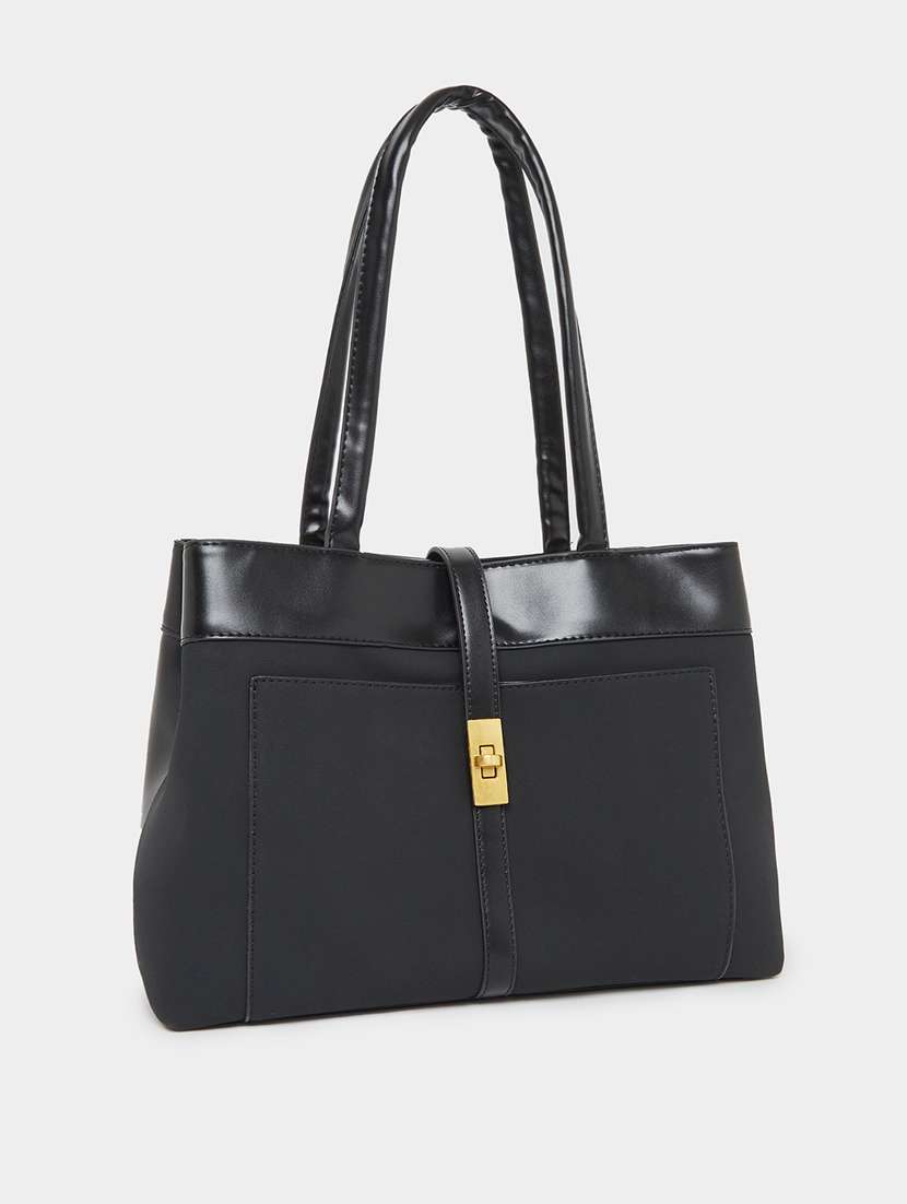 black solid regular shoulder bag