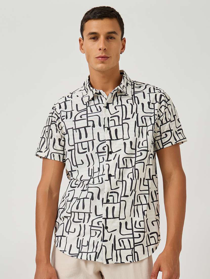 men printed short sleeve regular fit casual shirt - 21971549 -  Standard Image - 1