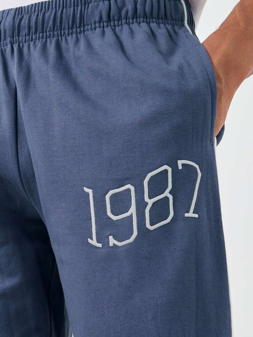 men typographic mid rise relaxed fit jogger - 21971572 - Standard Image - 4