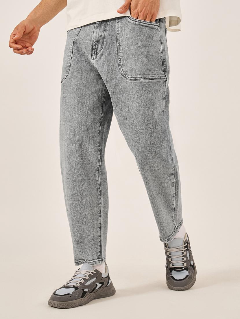 men plain mid rise relaxed fit jeans - 21971620 - Standard Image - 1