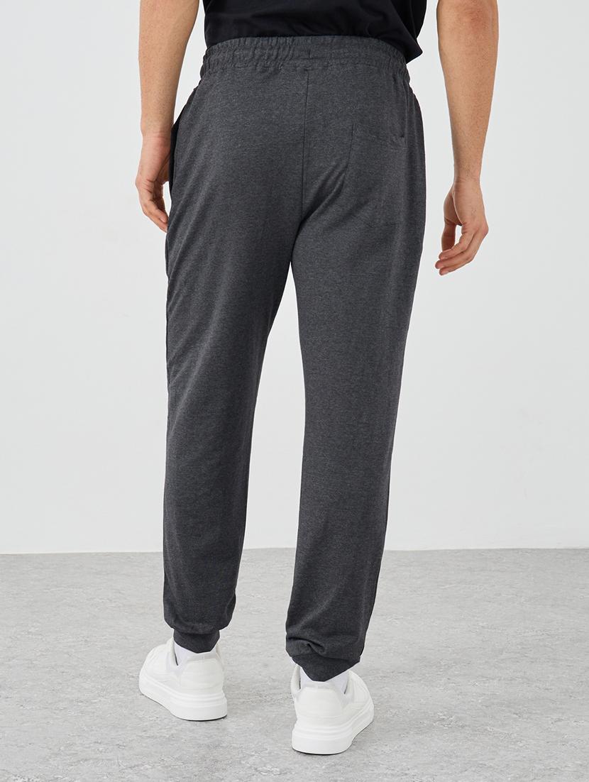 men solid mid rise slim fit jogger - 21971632 -  Standard Image - 1