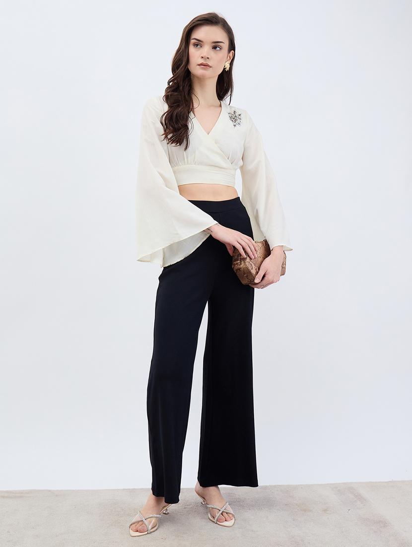 women black solid stright fit trouser - 21971650 - Standard Image - 4