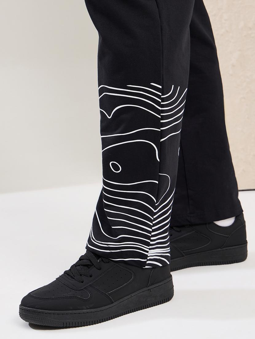 men black printed regular fit track pant - 21971714 - Standard Image - 4