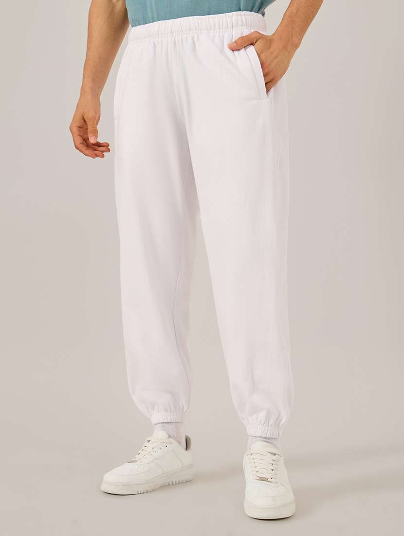 men solid mid rise relaxed fit jogger - 21971717 -  Standard Image - 1