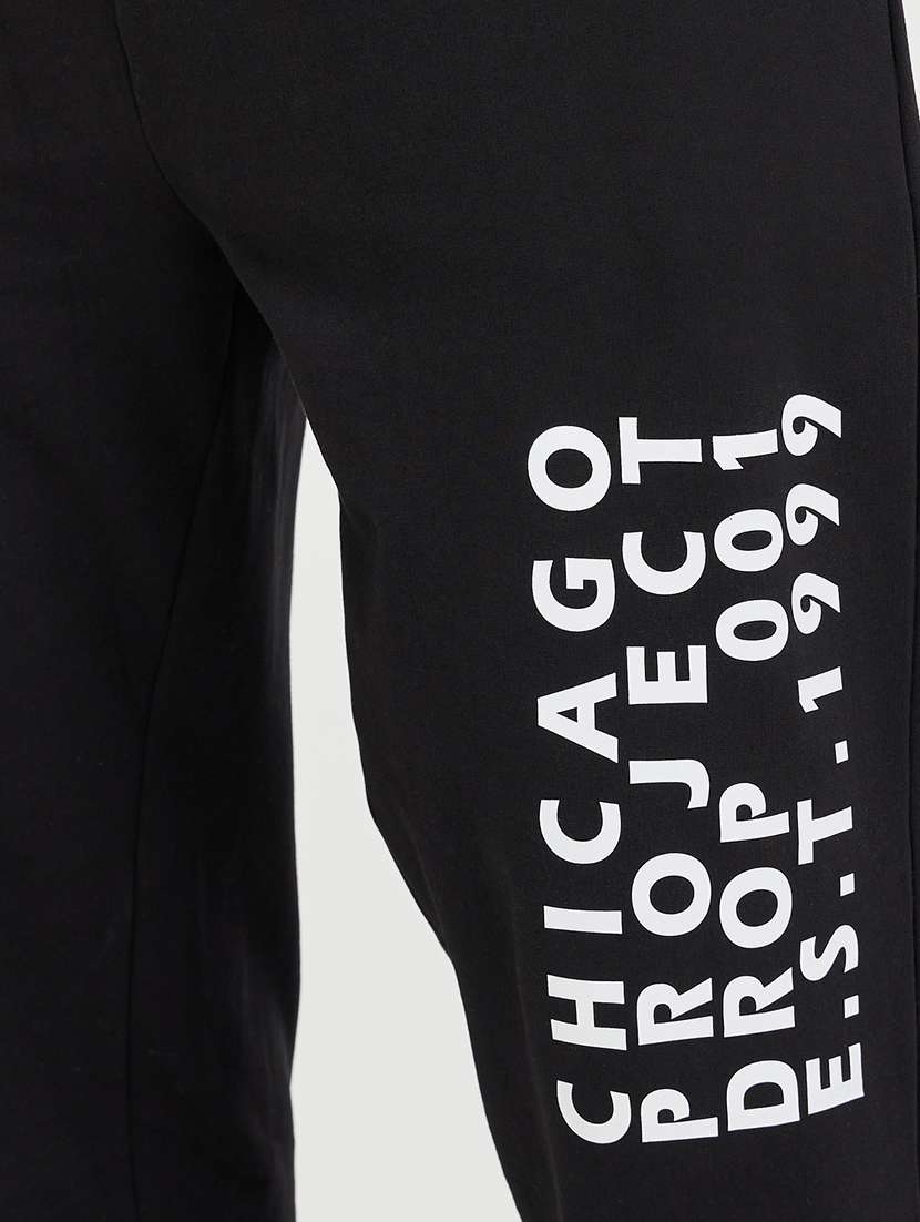 men printed mid rise relaxed fit jogger - 21971729 -  Standard Image - 4