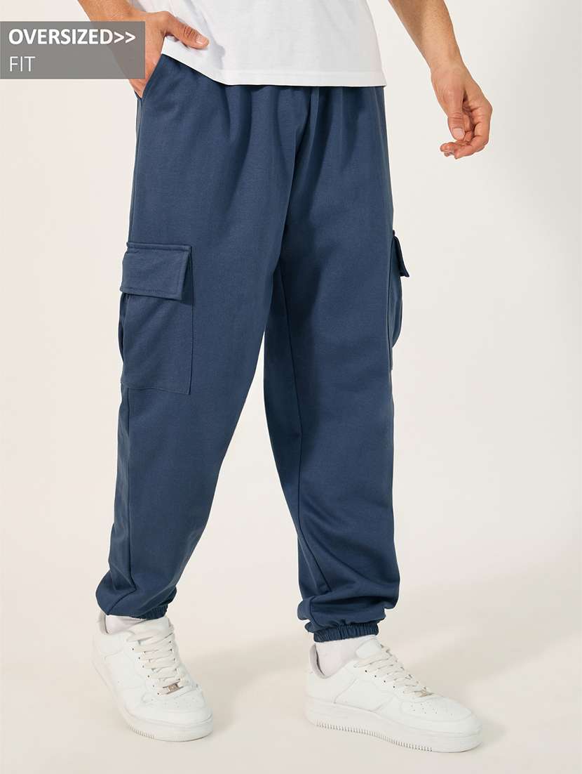 men solid mid rise relaxed fit cargo