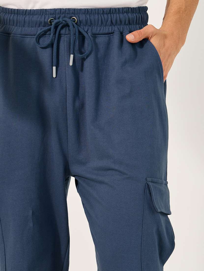 men solid mid rise relaxed fit cargo - 21971740 -  Standard Image - 4