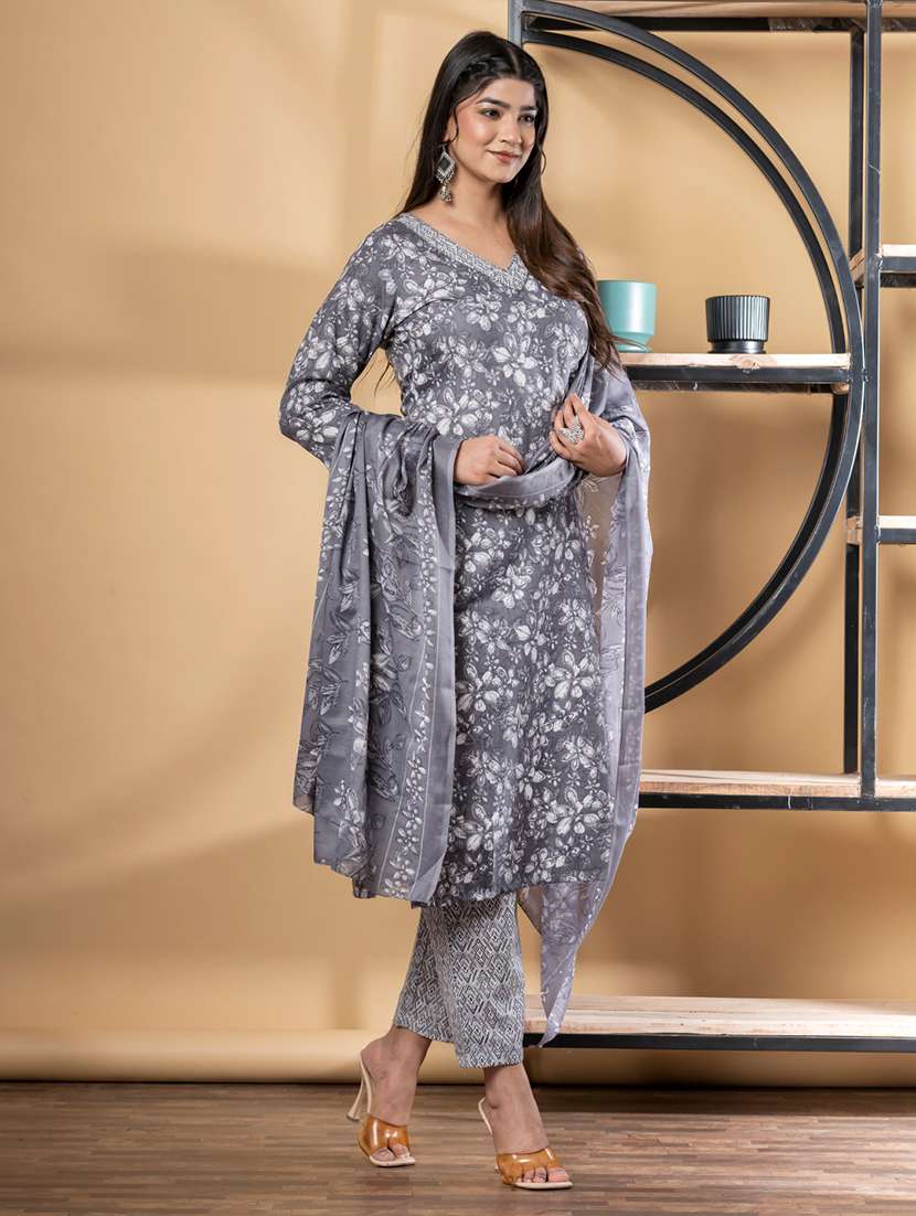 women three quarter sleeve kurta pant with dupatta set - 21972283 -  Standard Image - 1