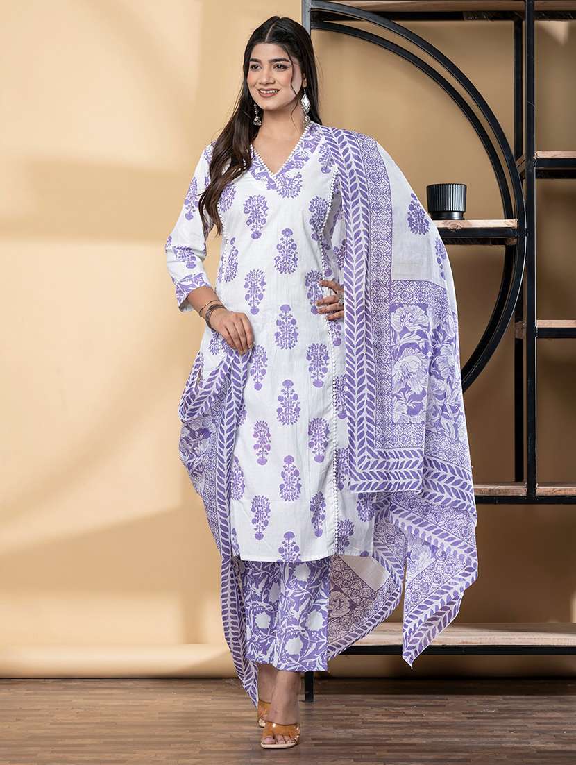 women three quarter sleeve kurta pant with dupatta set - 21972284 -  Standard Image - 1