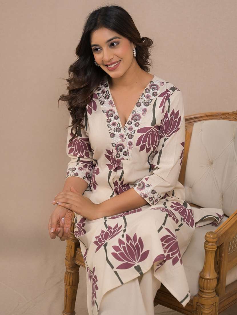 women floral printed three quarter sleeve kurta pant set - 21972303 -  Standard Image - 4