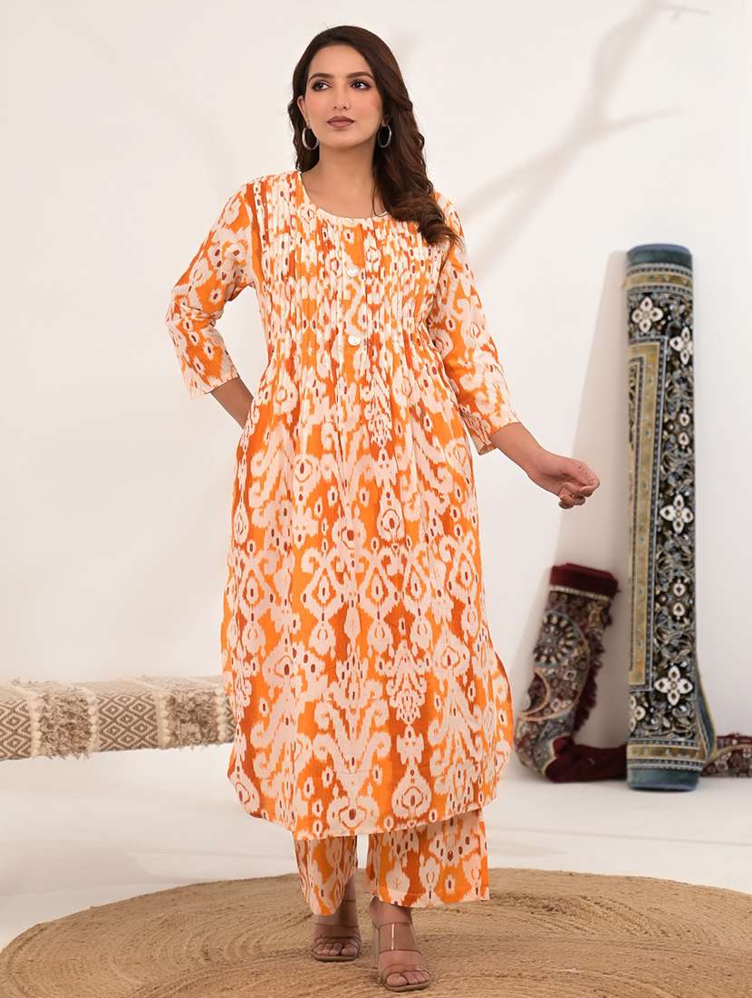 women ikat printed three quarter sleeve kurta pant set
