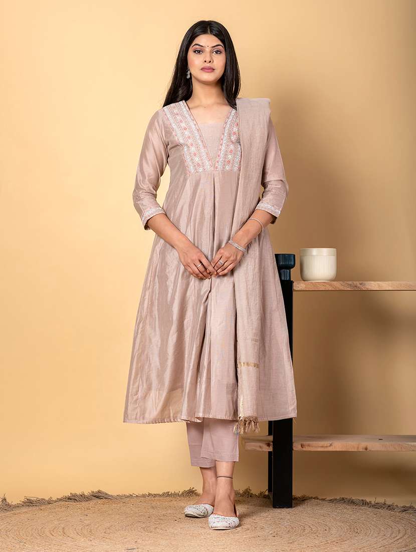 women three quarter sleeve kurta pant with dupatta set - 21972314 -  Standard Image - 1
