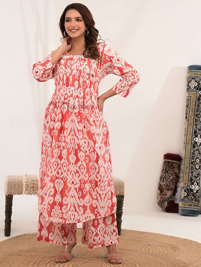 women ikat printed three quarter sleeve kurta pant set - 21972320 - Standard Image - 4
