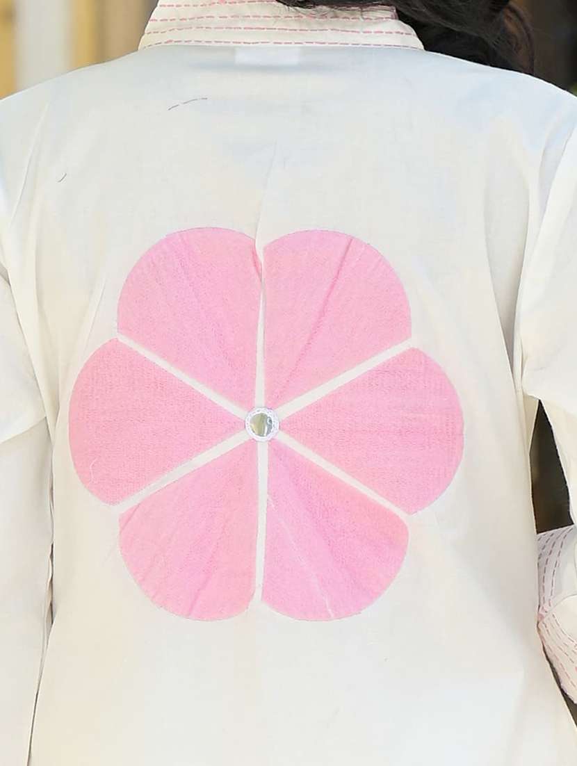 women floral three quarter sleeve kurta pant set - 21972323 -  Standard Image - 4