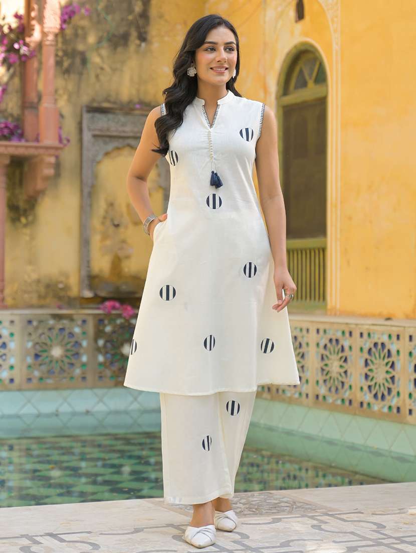 women printed sleeveless kurta pant set - 21972324 -  Standard Image - 1