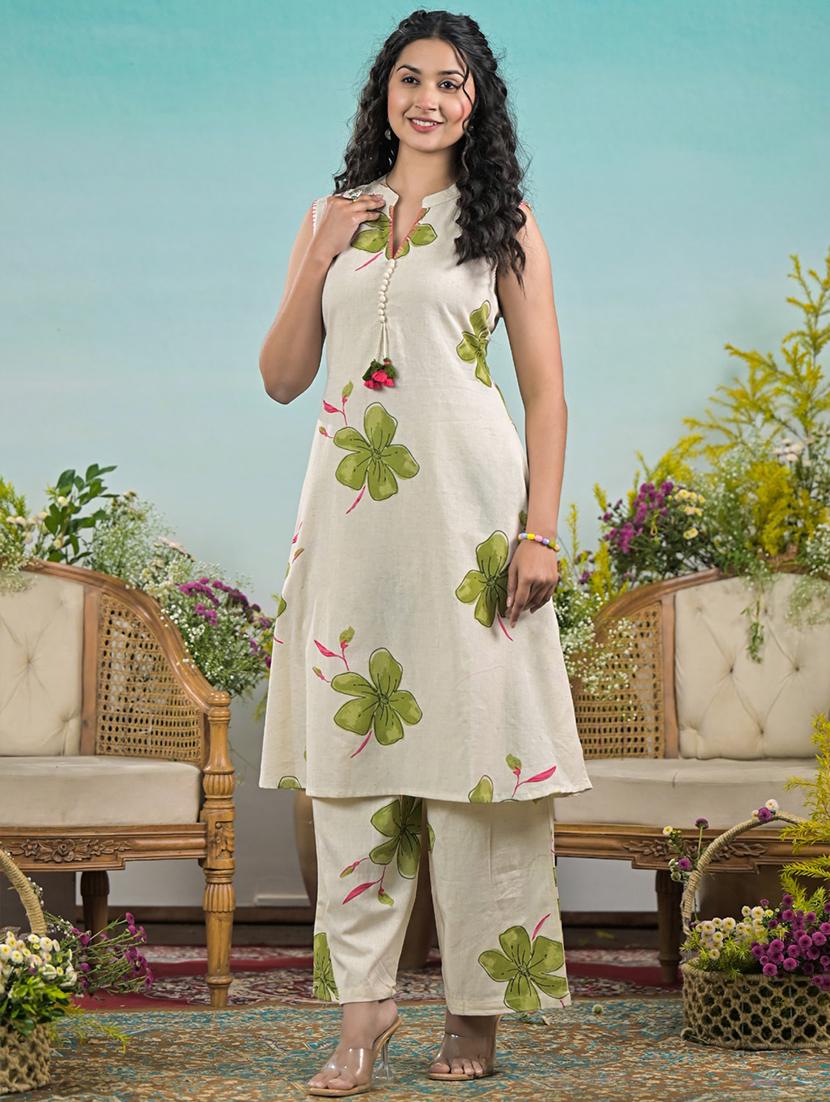 women floral printed sleeveless kurta pant set - 21972327 - Standard Image - 4