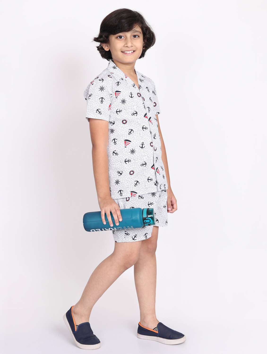 multi colored cotton shorts set coords - 21972345 - Standard Image - 4