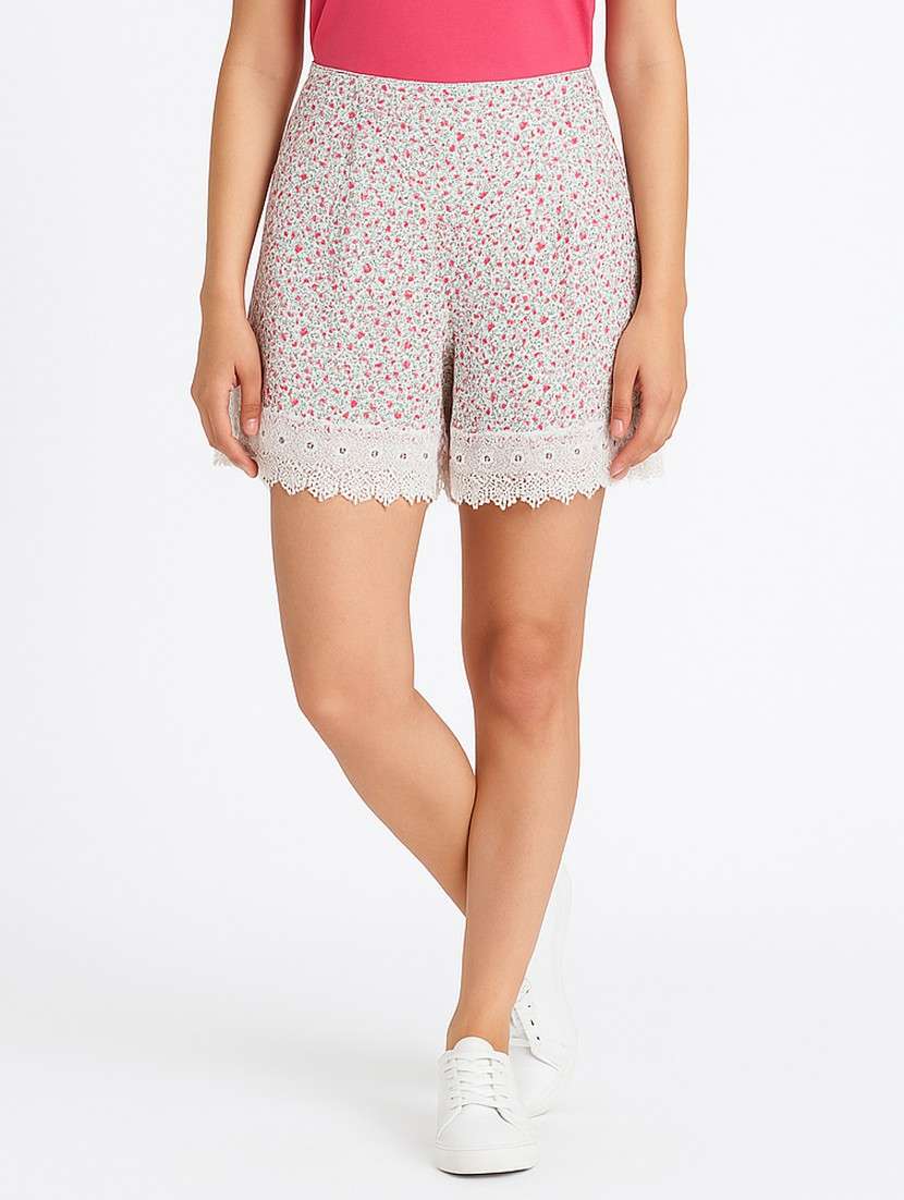 white cotton regular shorts