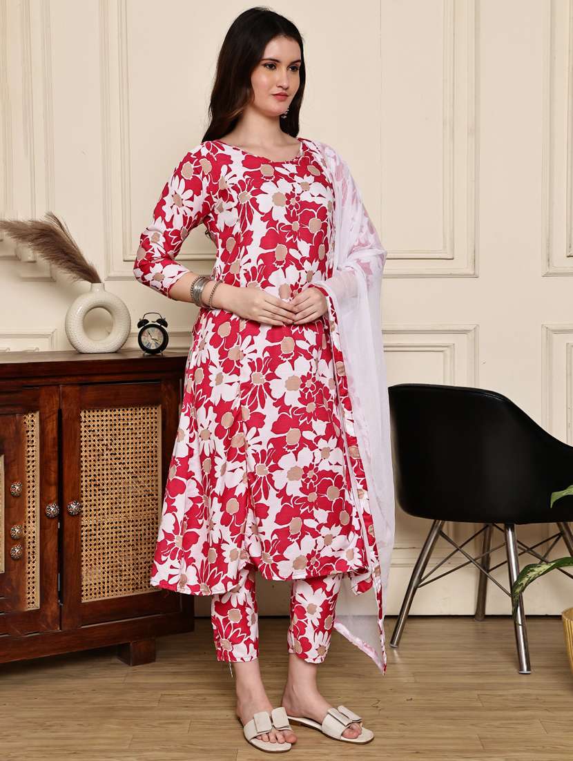 women three quarter sleeve kurta pant with dupatta set - 21972457 -  Standard Image - 1