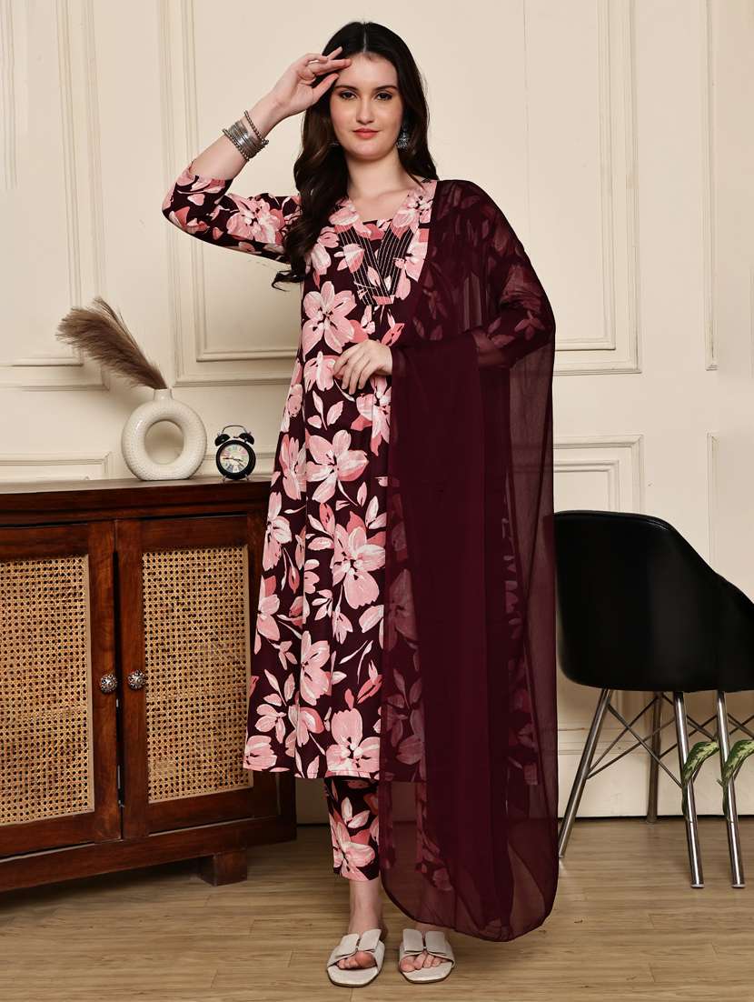 women three quarter sleeve kurta pant with dupatta set - 21972464 -  Standard Image - 1